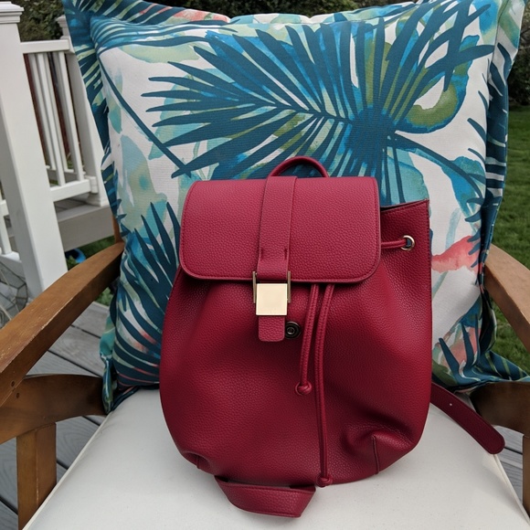 Forever 21 Handbags - ❤️ cute little red faux leather backpack